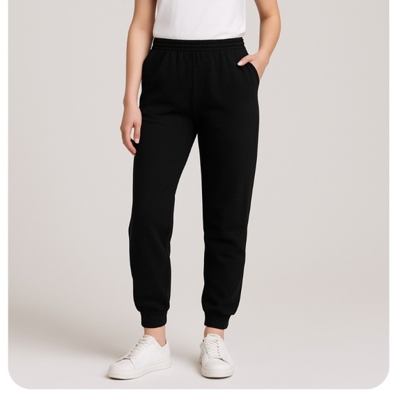 Nike women's jogger pants Nylon black elastic waist & ankle athletic SZ M - Picture 1 of 9